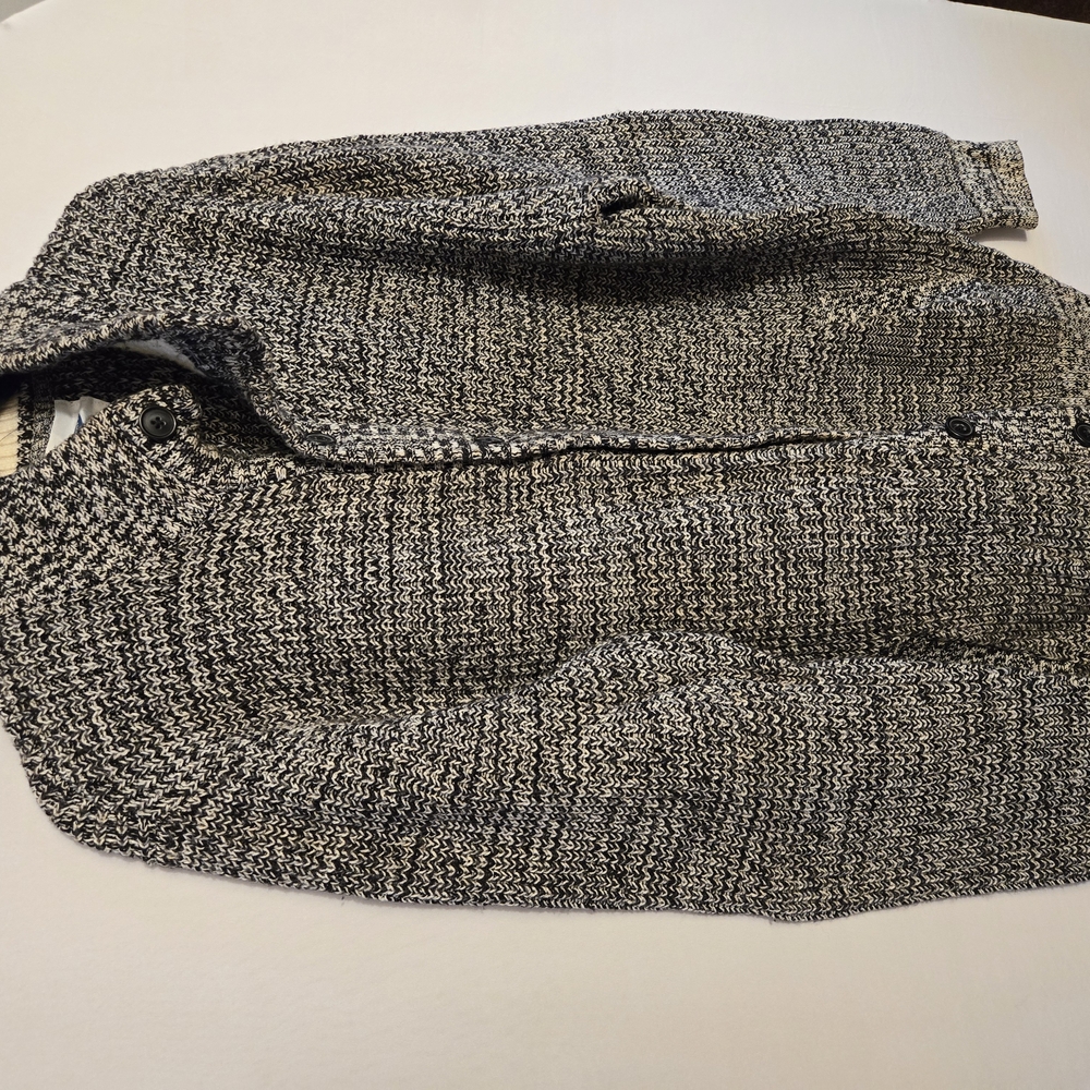 Chic Black and White Knit Sweater